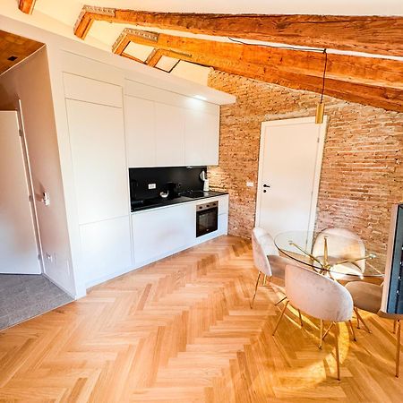 Trieste Boulevard Apartments Eksteriør billede